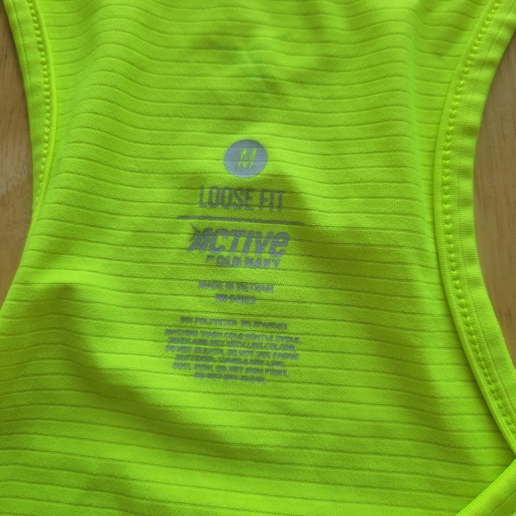 Old Navy active loose-fitting workout tank - Picture 4 of 5